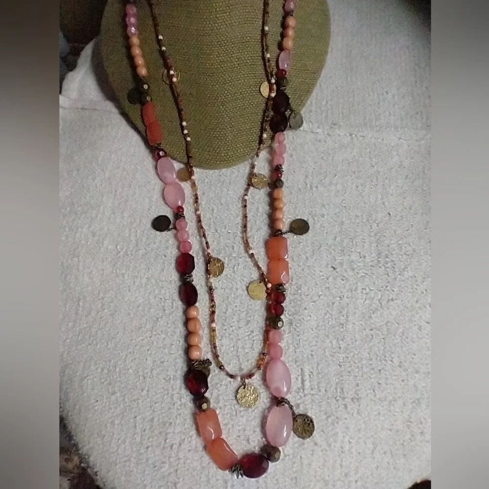 Goldtone pink beaded coin necklace